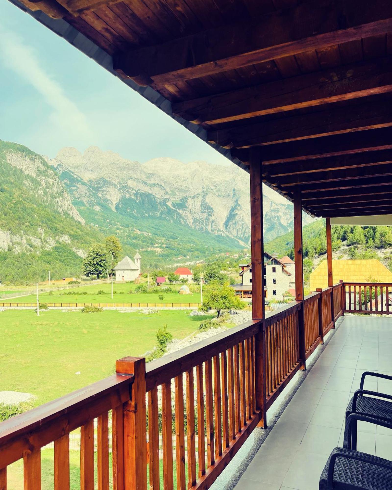 Thethi View Hotel Gjelaj Bagian luar foto