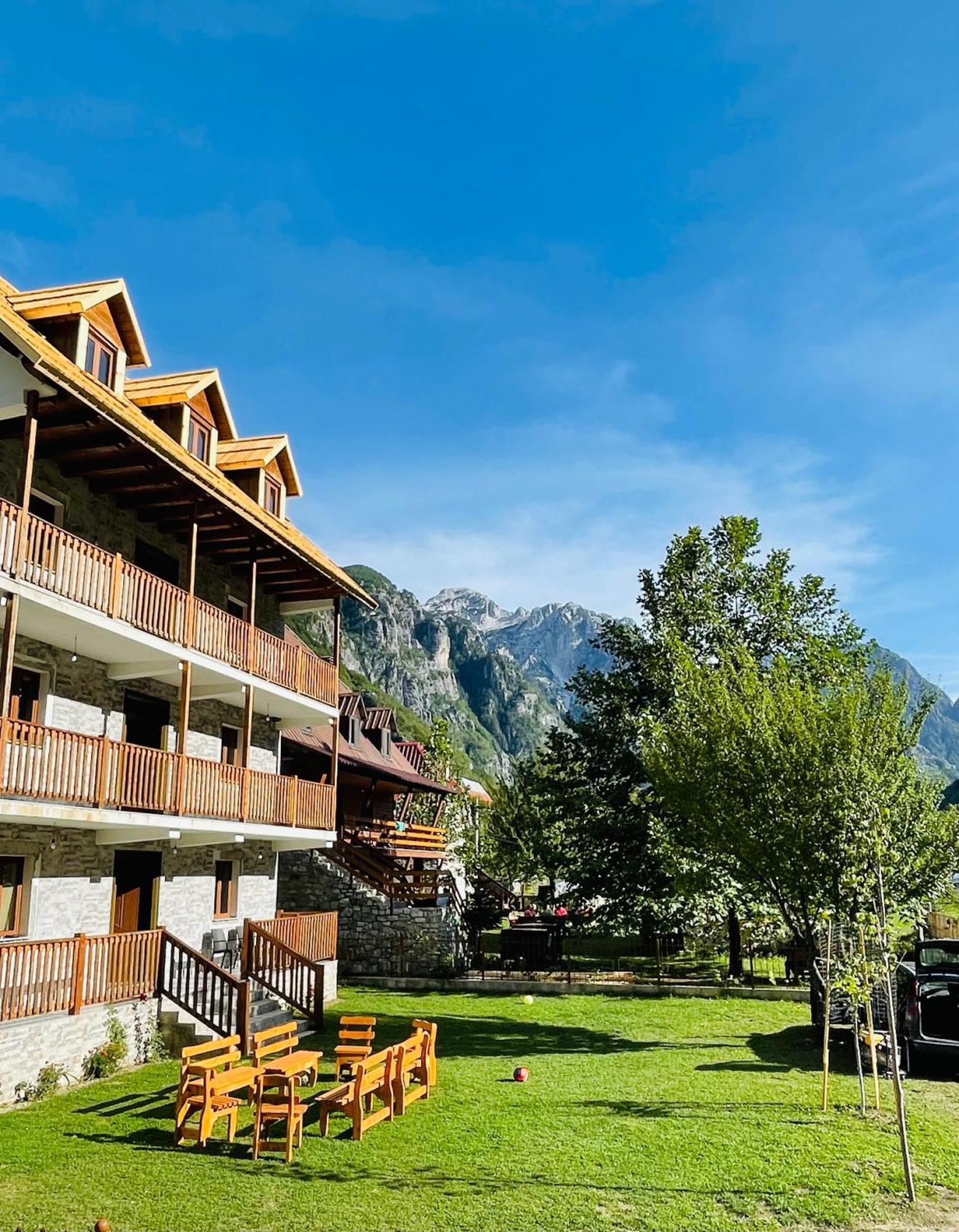 Thethi View Hotel Gjelaj Bagian luar foto