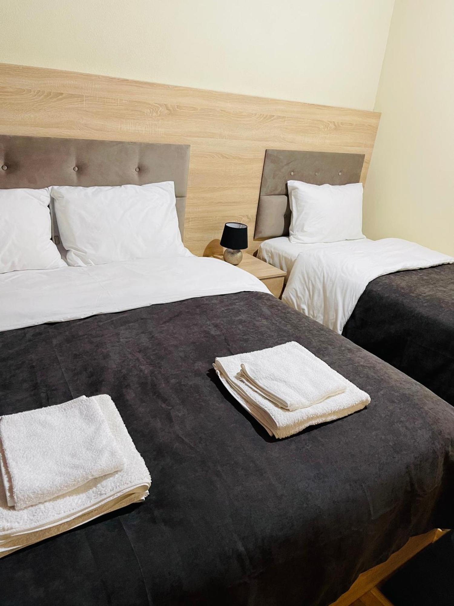 Thethi View Hotel Gjelaj Bagian luar foto
