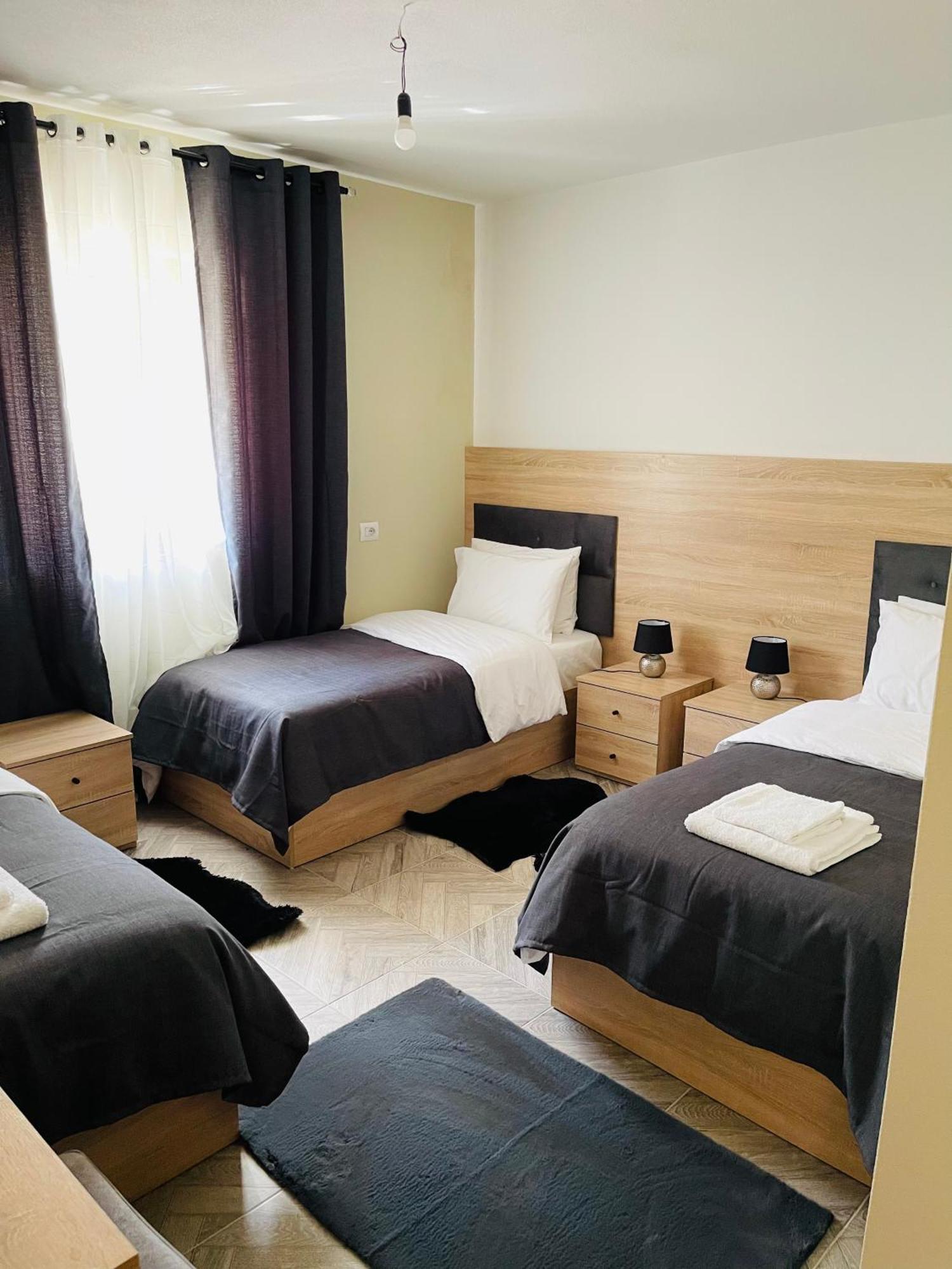 Thethi View Hotel Gjelaj Bagian luar foto